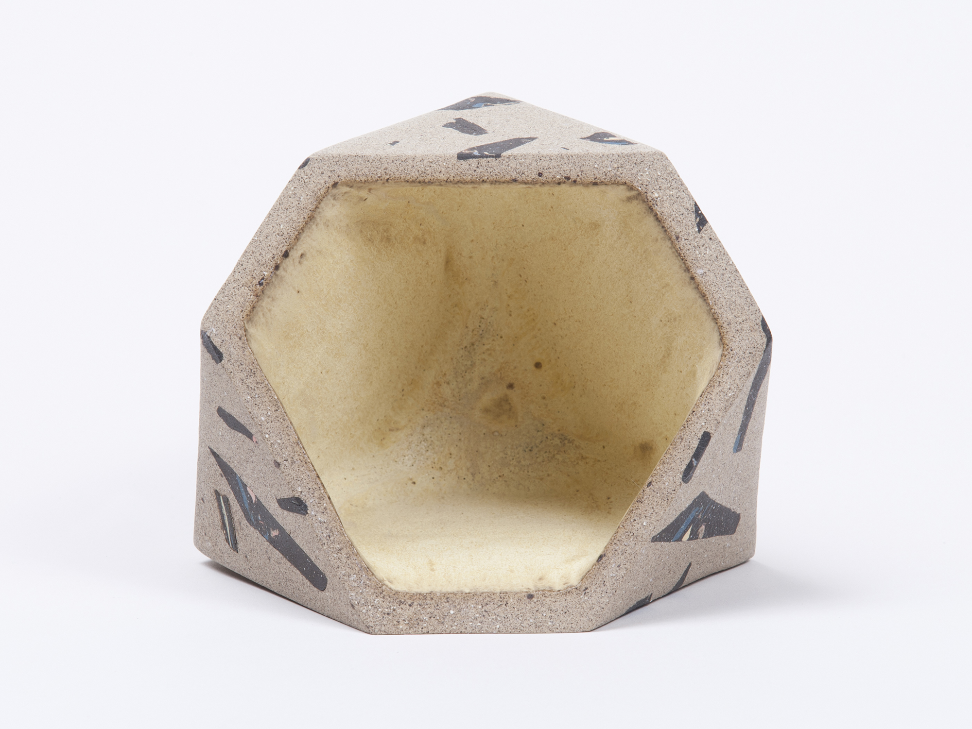 2587 XB2 W1043 cr web